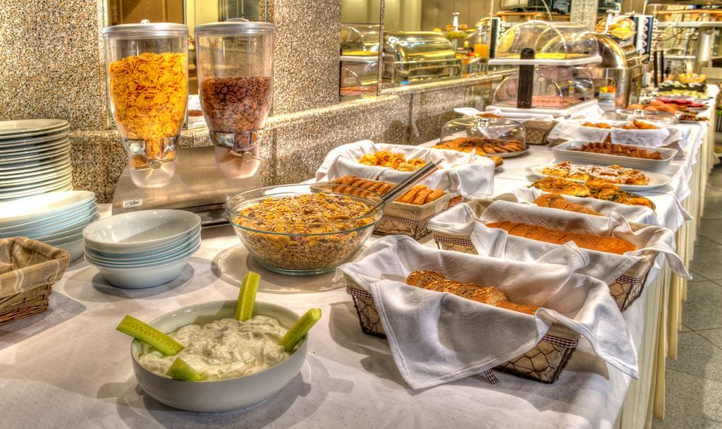 Aliakmon Hotel كوزاني المظهر الخارجي الصورة